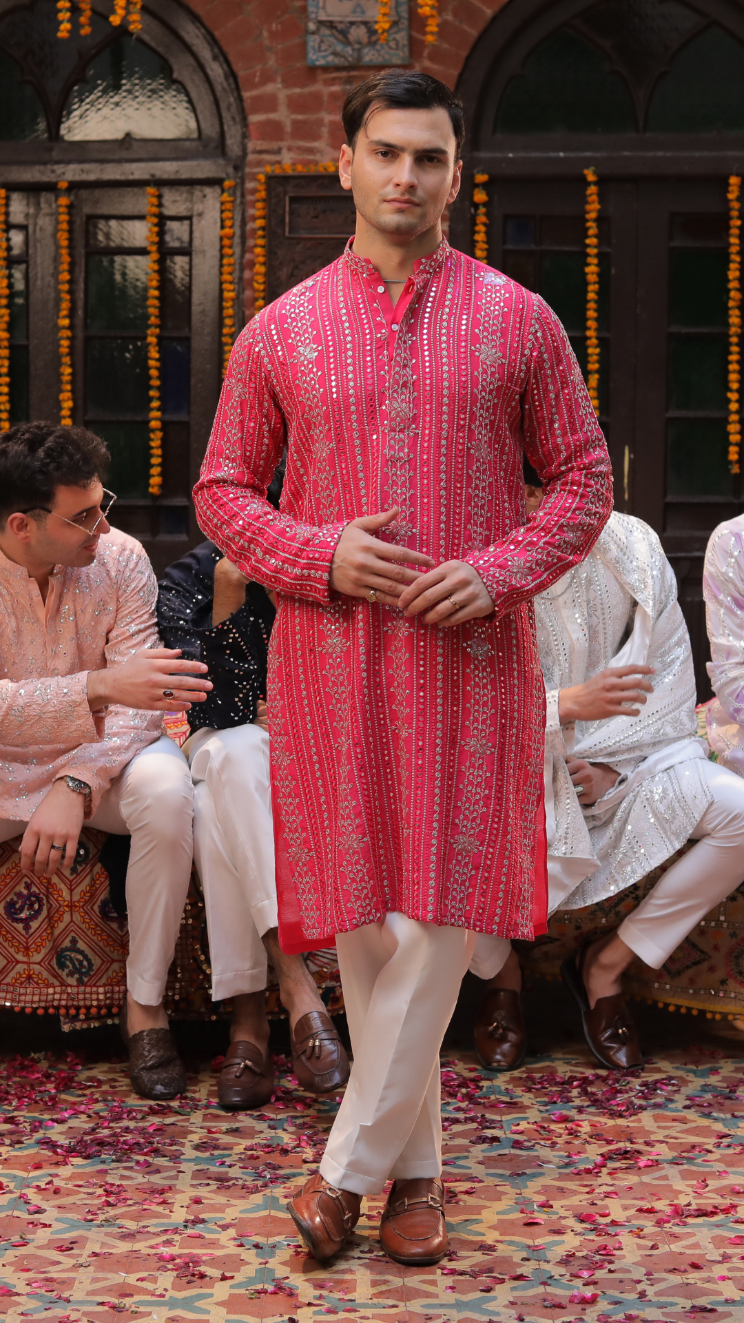 Mashhoor Kun Foil Work Kurta For Men