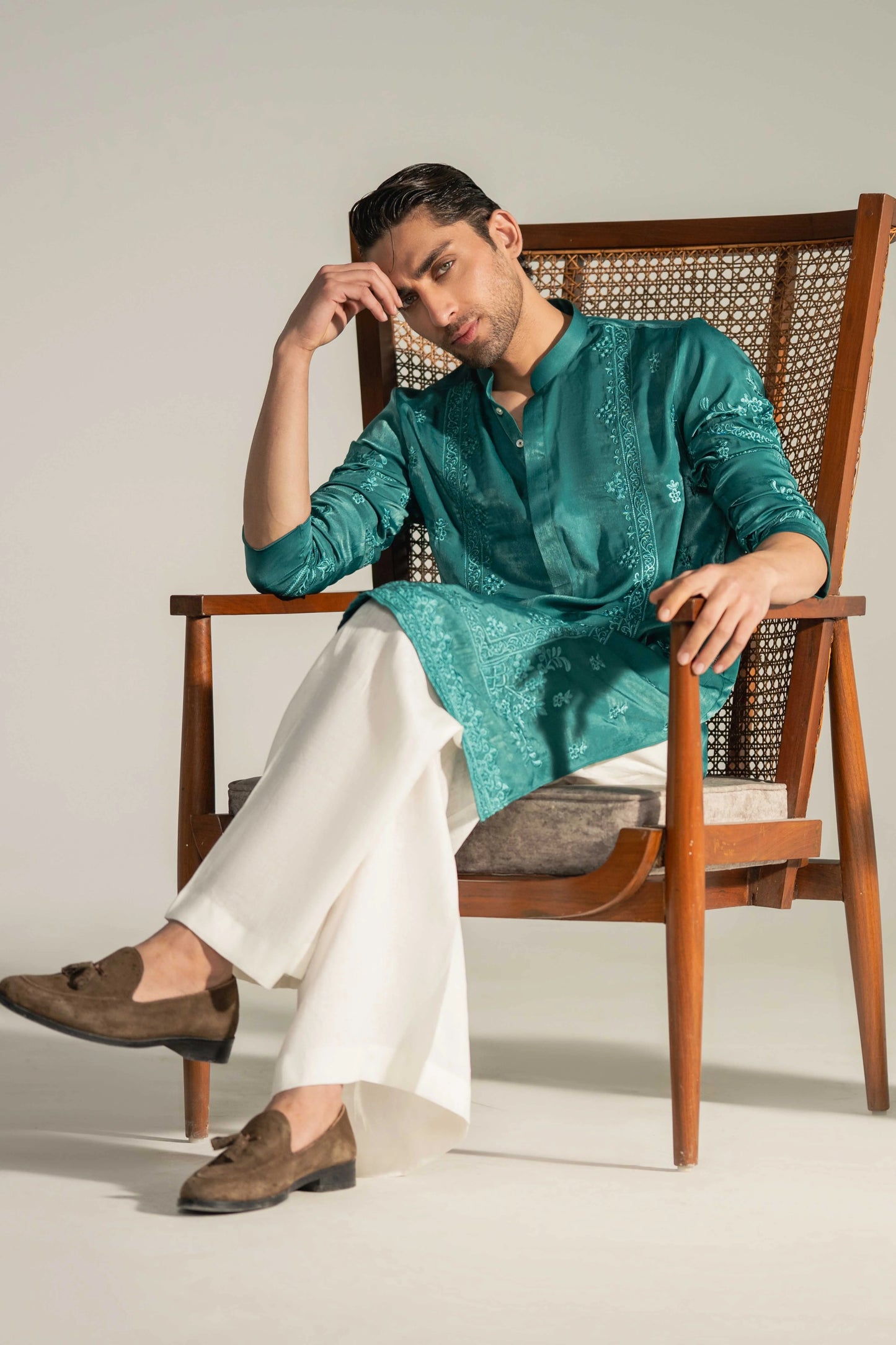 Beryl Emb Kurta With Farshi Shalwar