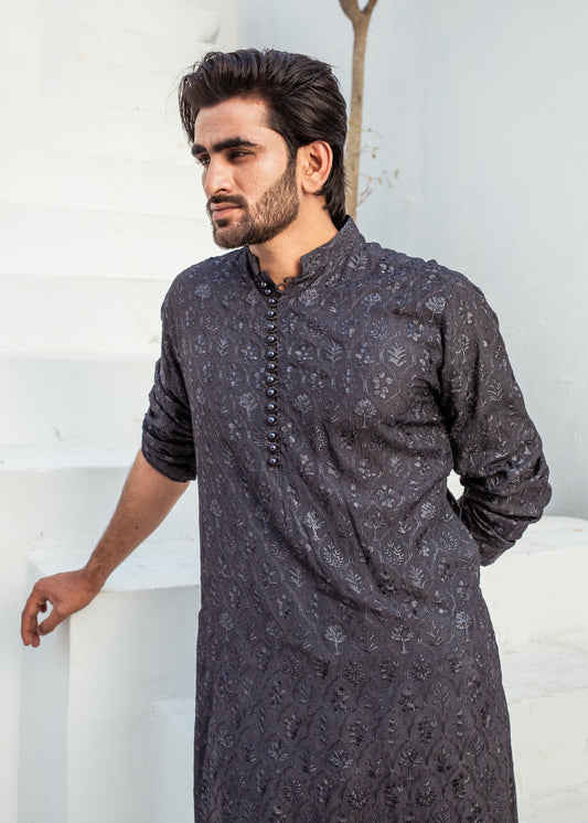 Chikankari men's kurta Pakistan