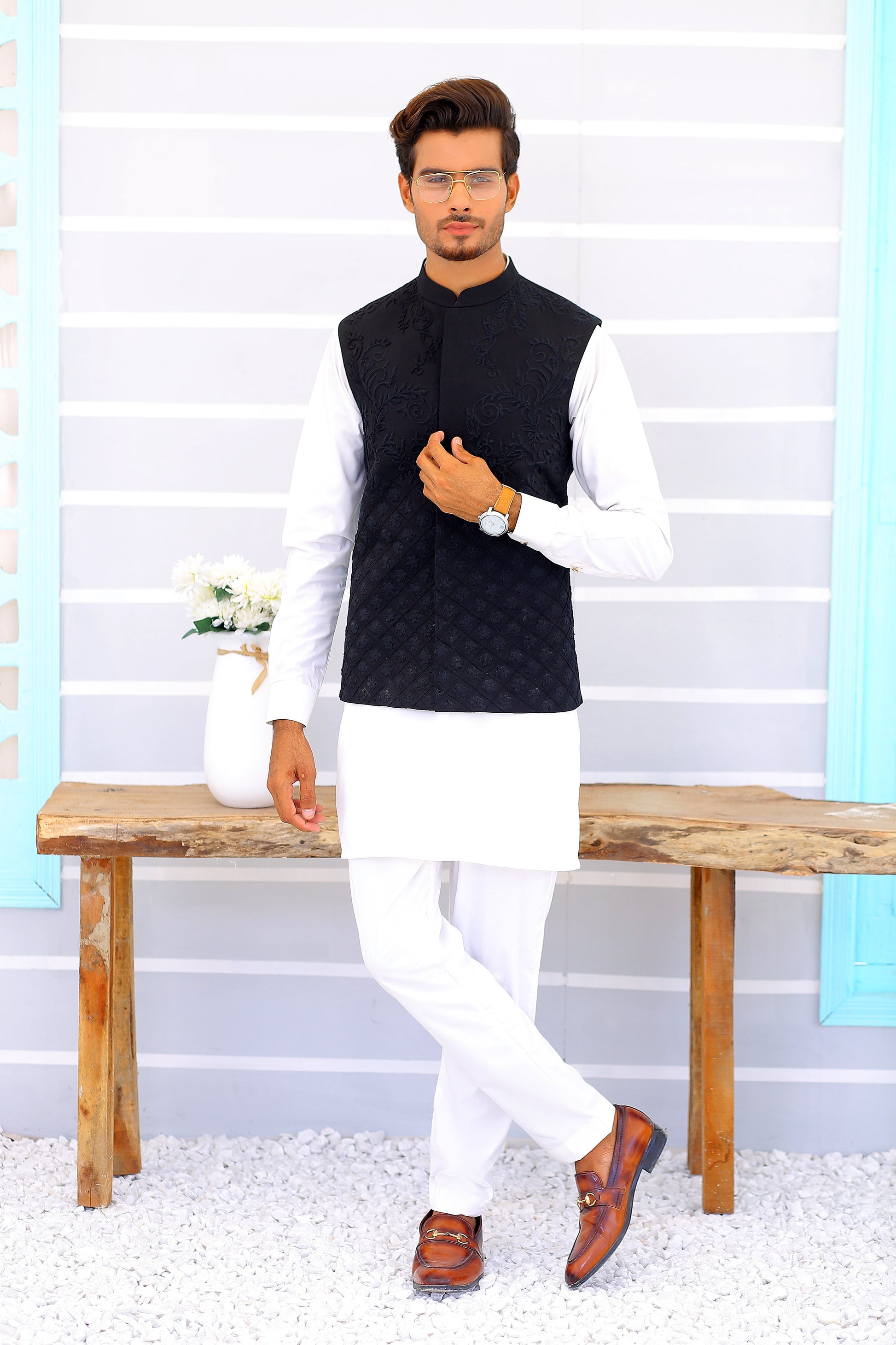 men's Black waistcoat