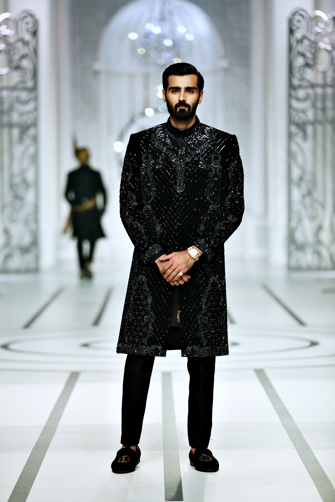 Pakistani Groom Black Sherwani – Mashal Couture