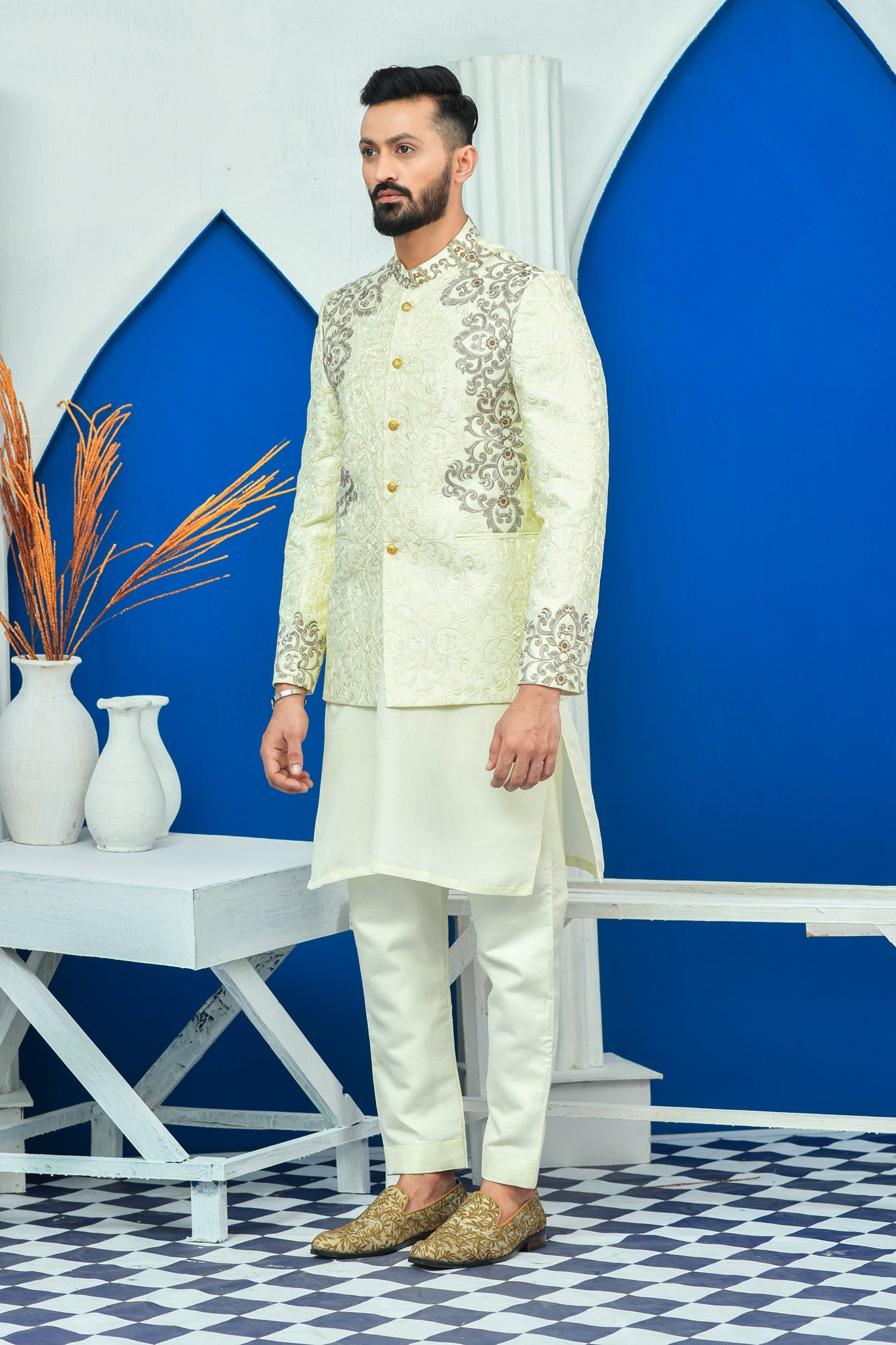 Vase coat price new arrivals