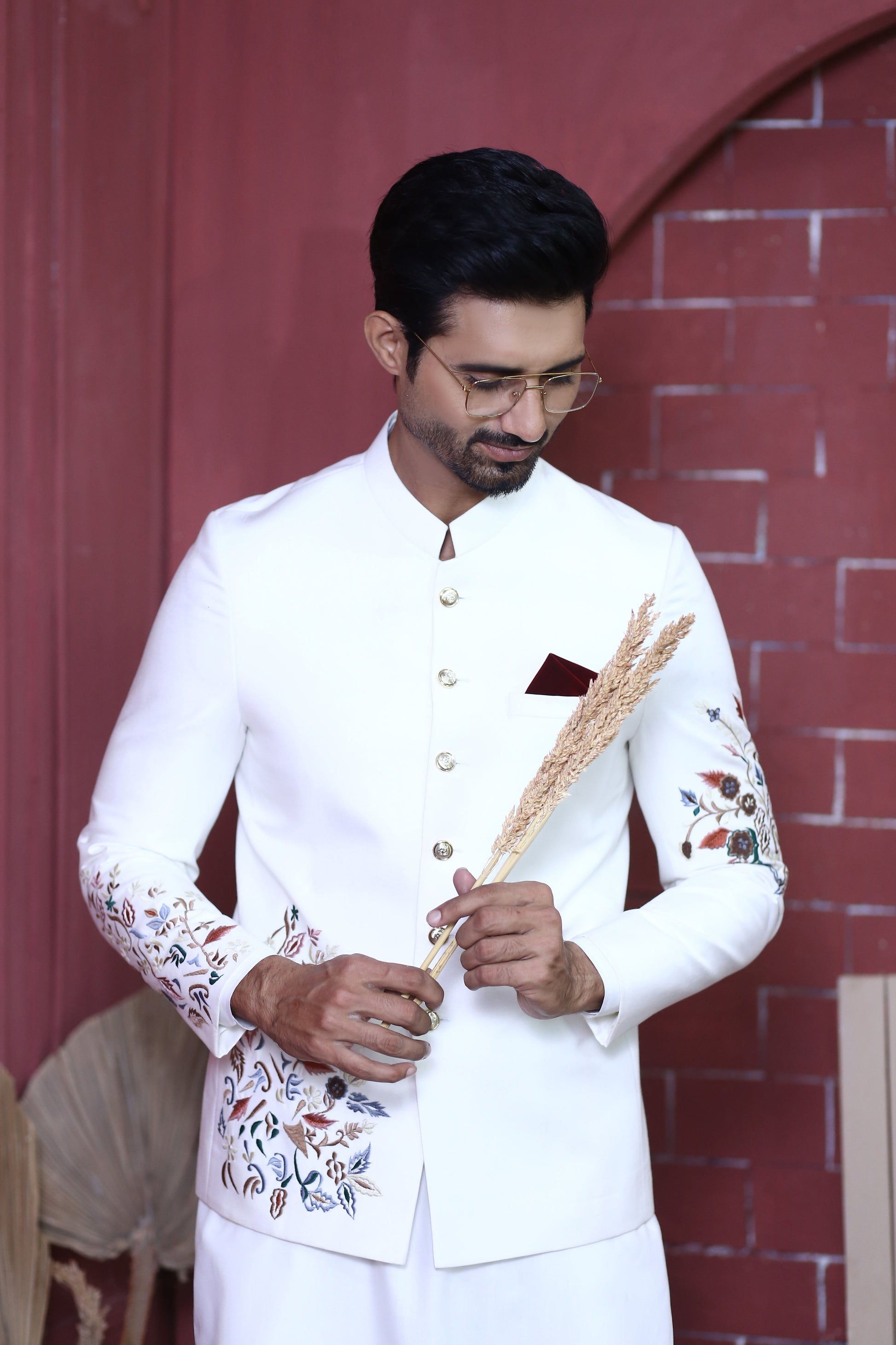 MC 154 Pakistani White Embroided Prince Coat - Mashal Couture